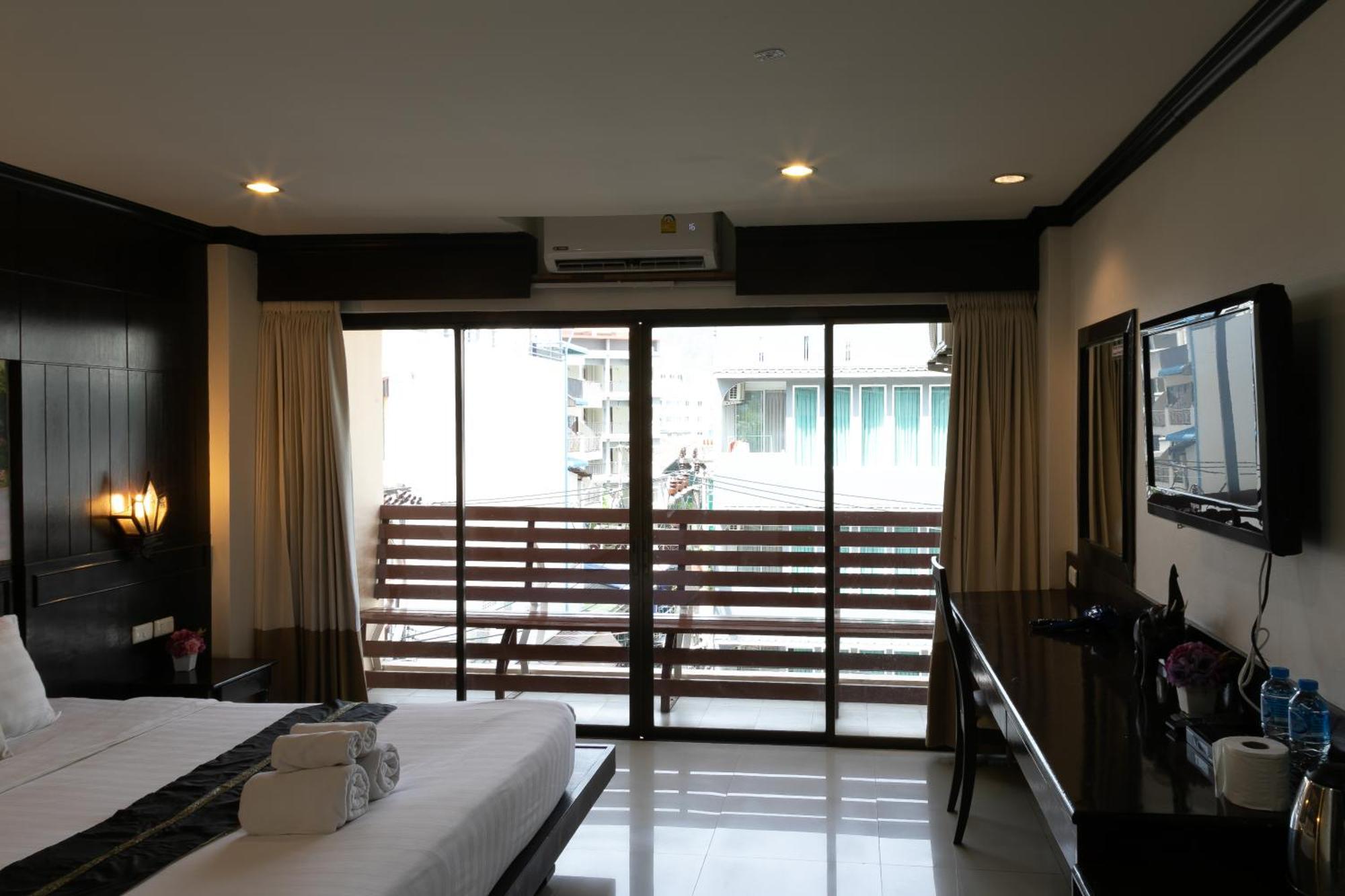 Best Venue Hotel Patong Eksteriør bilde